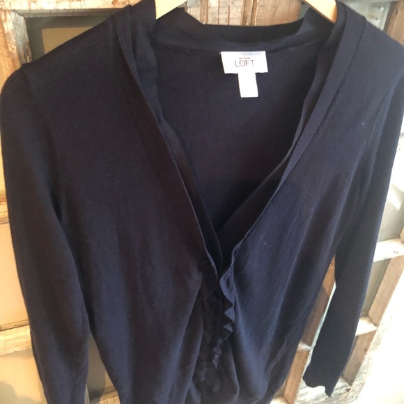 🎀LOFT🎀Ruffle Front Ribbon Cardi - Picture 3 of 8